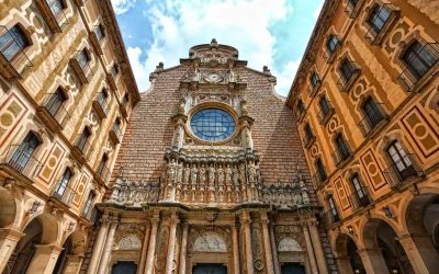 montserrat-conjunto-fachada-basilica