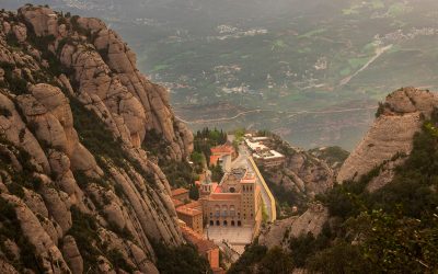 montserrat-monasterio-desde-el-aire
